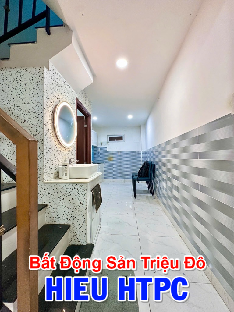 Kế hẻm ô tô, Nhà đẹp, 3 Tầng, 4 Phòng Ngủ, Kế Ngã tư hàng xanh, Chỉ 4.8 tỷ-4