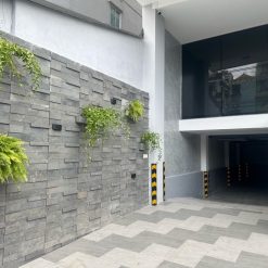 Bán toà văn phòng Nguyễn Xí, 144 m2, 8 Tầng thang máy, 65 tỷ