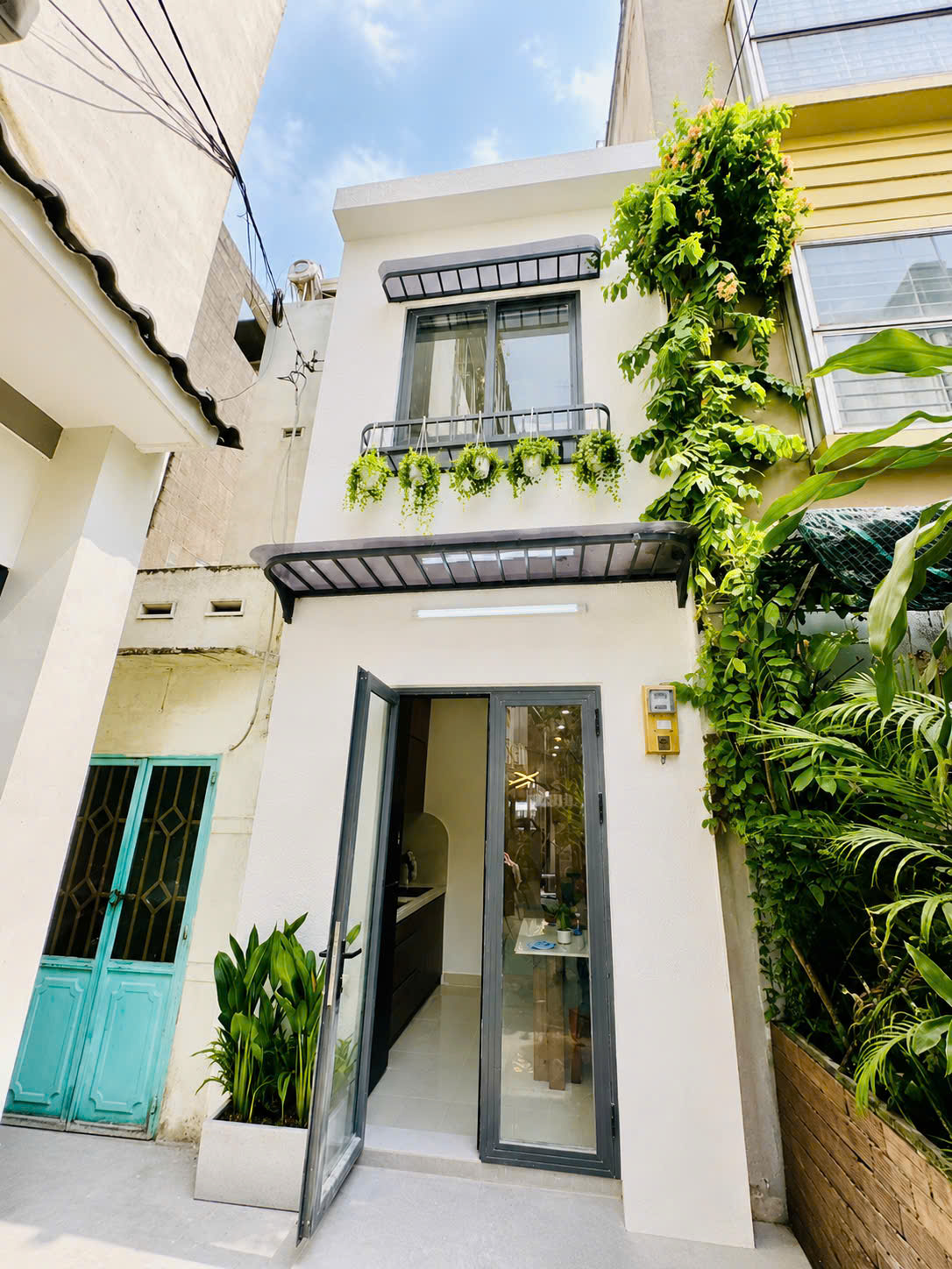 NHÀ MẶT TIỀN - HOA ĐÀO, PHAN XÍCH LONG, PHÚ NHUẬN - KINH DOANH, 2 MẶT THOÁNG - 2830M² - 2 TẦNG - 5.68 TỶ (1)
