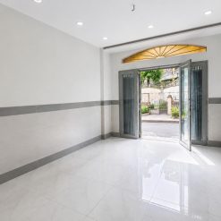 NHÀ PHỐ - THÍCH QUẢNG ĐỨC, P.5, PHÚ NHUẬN - XE HƠI ĐẬU SÁT NHÀ - 30M² - 1 TRỆT 1 LỬNG - 3.6 TỶ